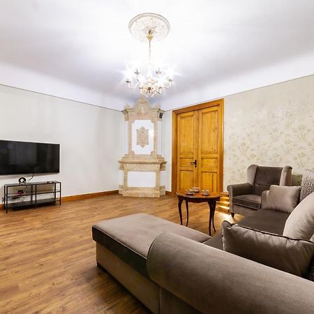 Ancient Storie'S Ap 65Sqm Renovated Free Parking Apartment Riga Ngoại thất bức ảnh