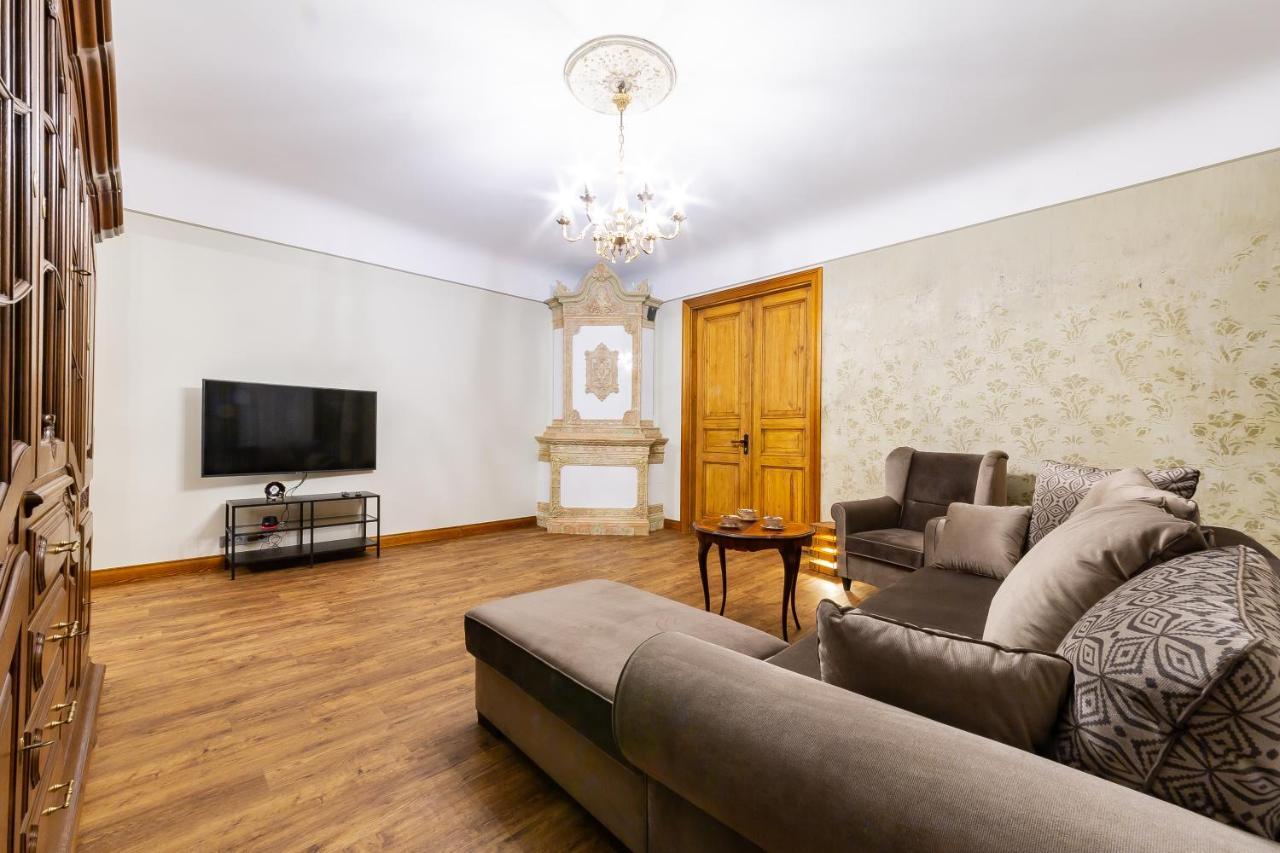Ancient Storie'S Ap 65Sqm Renovated Free Parking Apartment Riga Ngoại thất bức ảnh